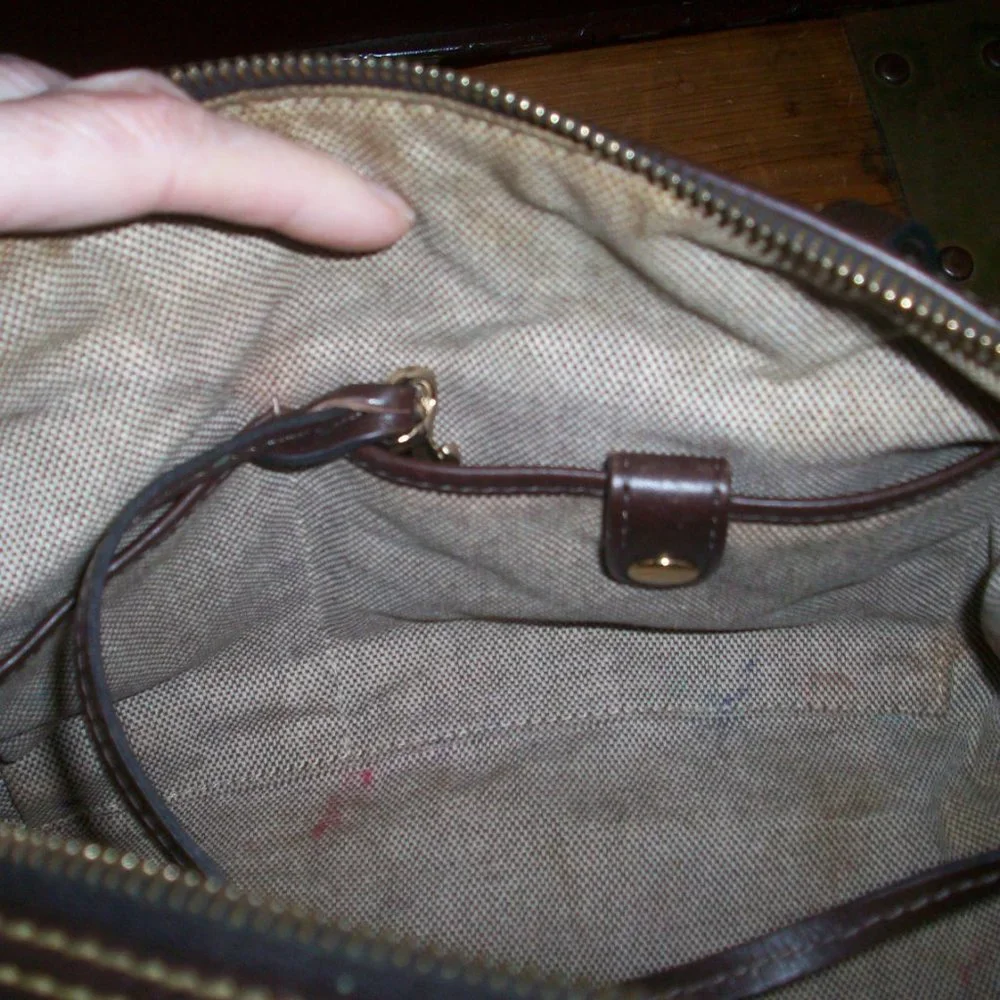 Dooney & Bourke Ostrich Skin Pebbled Leather bag Double Strap Barrel Purse, Fade - Picture 9 of 13